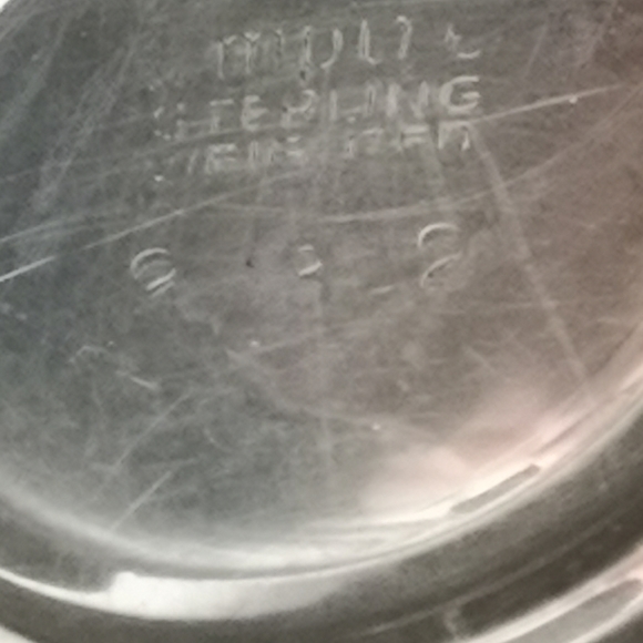 Sterling Silver Salt and Pepper shakers - Picture 4 of 4